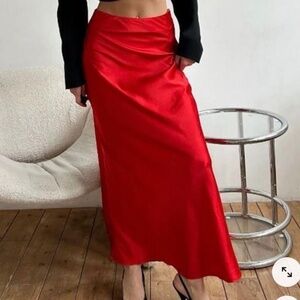Abercrombie Red Mid Rise Satin Maxi Skirt **Never Worn**